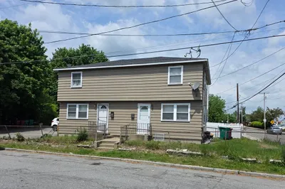 160 Orleans St