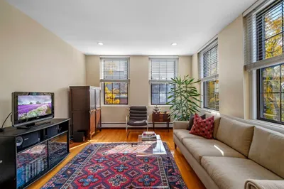 19 Fayette Street #7