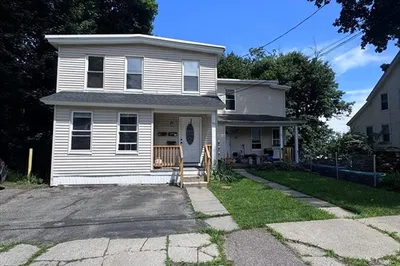 95 Pacific St #2