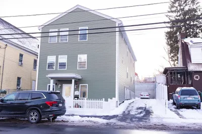 20 Margin St 1