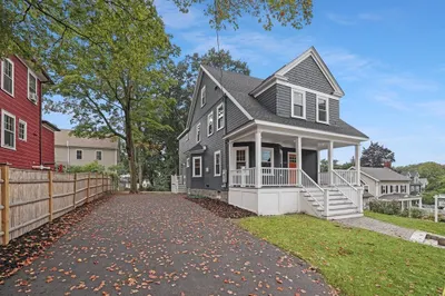 303 Bellevue St