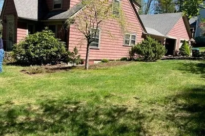 23 Howe Ave 1