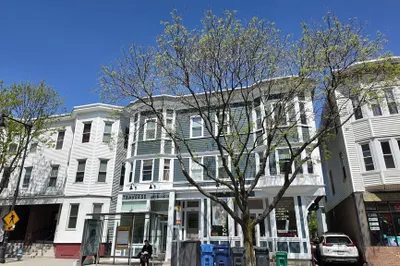 781/783 Cambridge St #1R