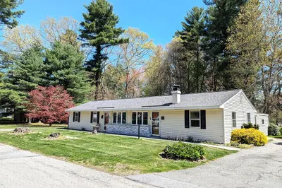 22 Newton Ave