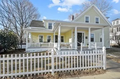 40 Central St 1