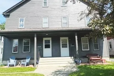 16-18 Dexter St