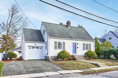 7 Sherman St