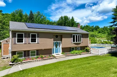 660 Greenfield Rd 1