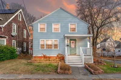 36 Haseltine St