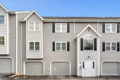 74 Tennis Plaza Rd #34 1