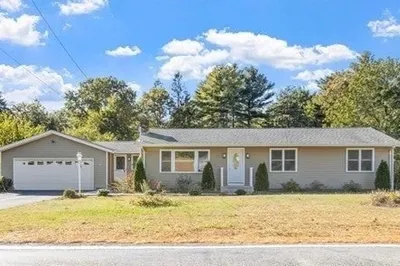 124 Lake St 1