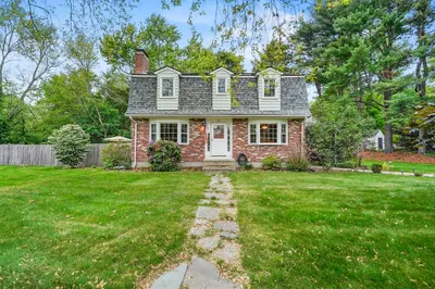 112 Indian Head Road