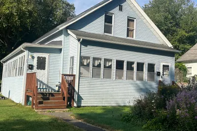 20 Norwood Ave 1