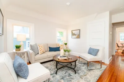 23 Wenham St #3 1