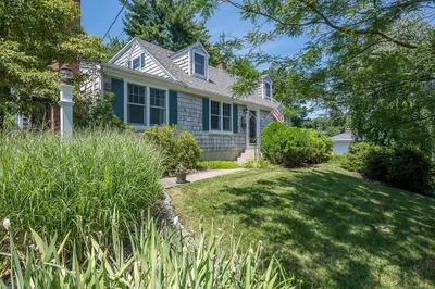 12 Monticello Ave 1