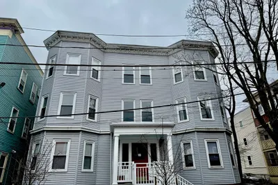 42 Calvin Street 1