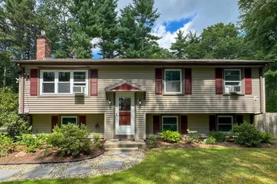617 Marys Pond Rd 1