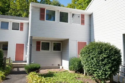 91 Briar Way #91 1