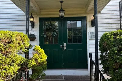 100 Howard St #7