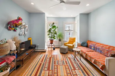 8 Leland St #1
