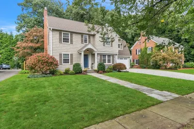 22 Falmouth Road 1