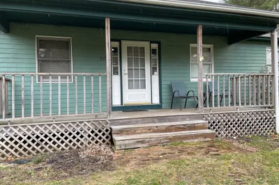 712 County Rd.