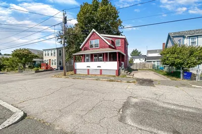 92 Turner St 1