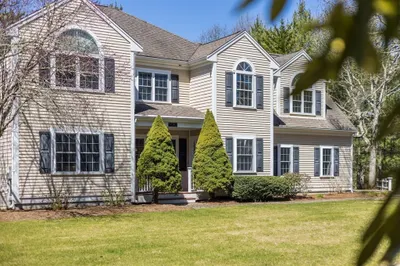 66 Frog Pond Close