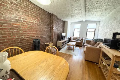 58 Prince St #6 1