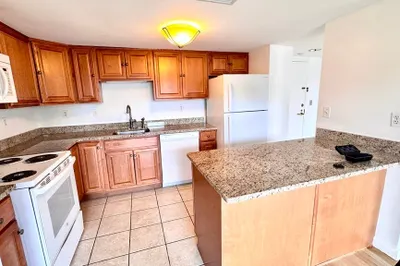 85 Brainerd Rd #404