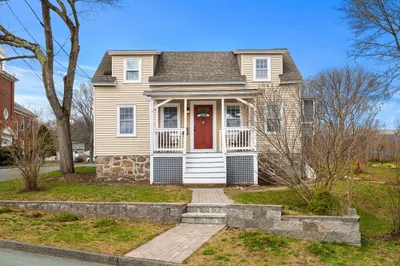 39 Chestnut St