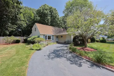 175 Westfield Dr 1