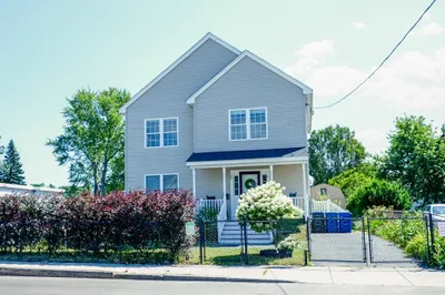 187 Emmett St
