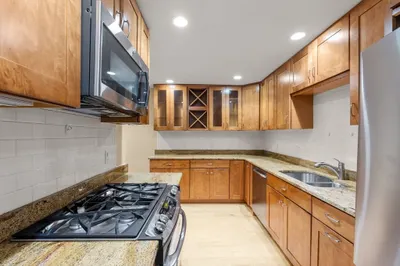 24 N Stone Mill Dr #1112 1