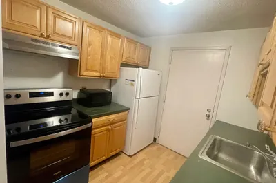 9 Village Rock Ln #11