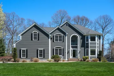 78 Kara Drive 1