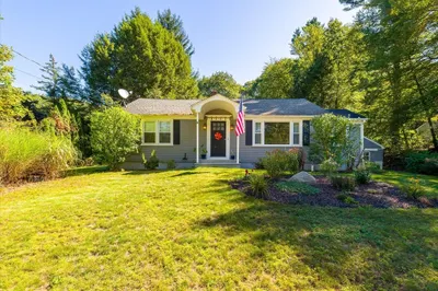 123 Charlton Rd