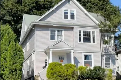 929 Pleasant Street #2