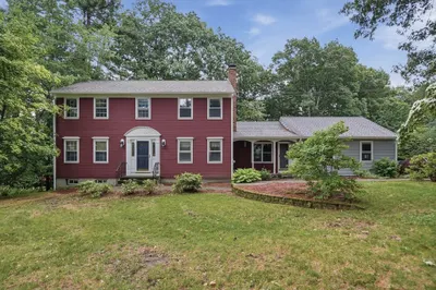 160 Twinbrooke Drive 1