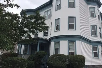 112 Thurston St #2 1