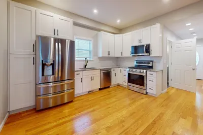 19 Baldwin Ave #1