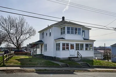 52 Prospect St 1