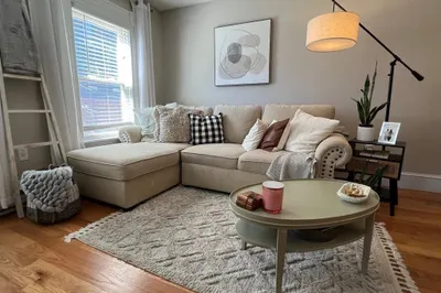 12 Alpine St #2