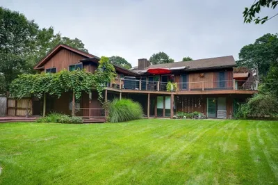 122 Drake Rd 1