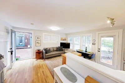 411 Norfolk Street #1E