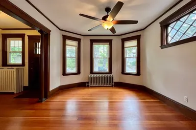 32-34 Crescent Hill Ave #32