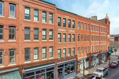 19 Washington St #6 1