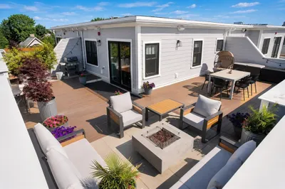 10-14 Sydney St #8 1