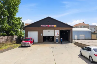 213 Peckham St 1