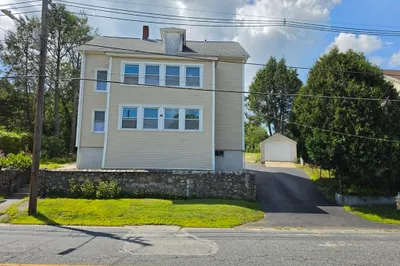 49 Oxford Ave 1